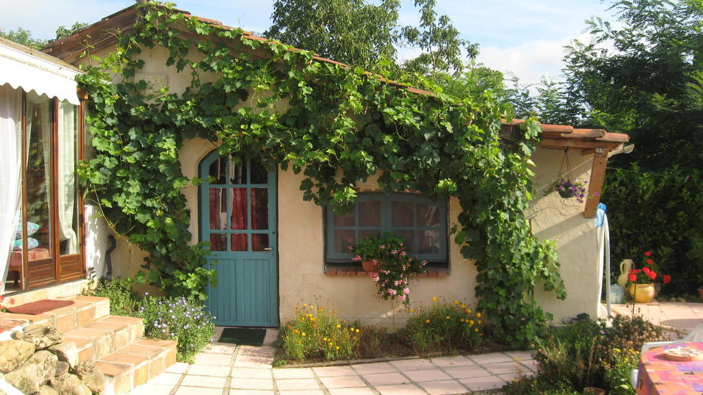 Chambre D'Hotes Oeuil De Bouc Madiran 객실 사진
